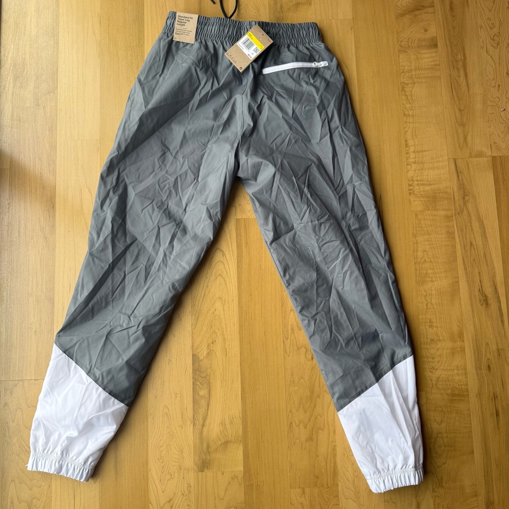NEW Nike Windrunner Woven Lined Joggers w/Zip front & back pockets & zip ankles - Picture 6 of 10